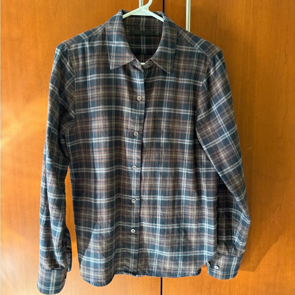 Jenni Kayne Classic Flannel Shirt in Black Brown and White Plaid size XS